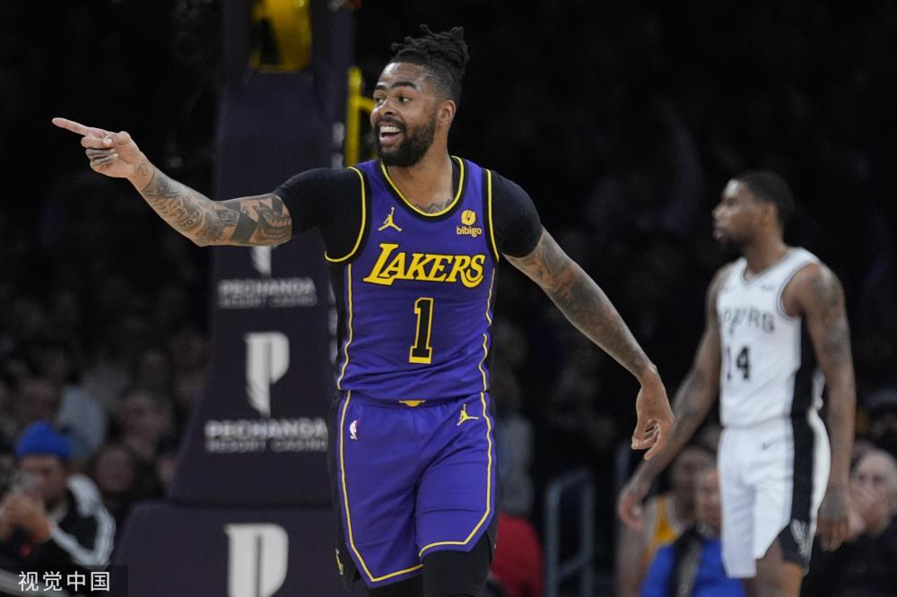 斯的表现 斯的表现