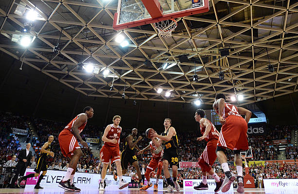 而活塞的策 而活塞的策