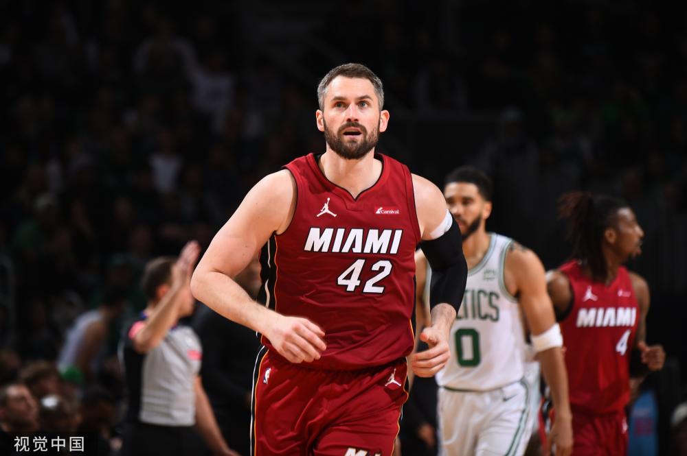 巨大的外界 巨大的外界